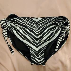 Black and white side tie bikini bottom